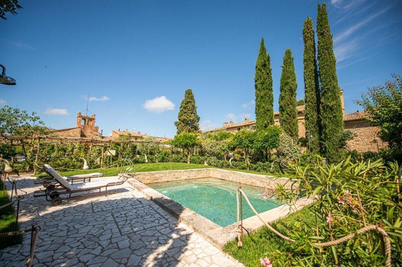 Palazzo Del Capitano Wellness E Relais Hotel San Quirico d'Orcia Exterior photo